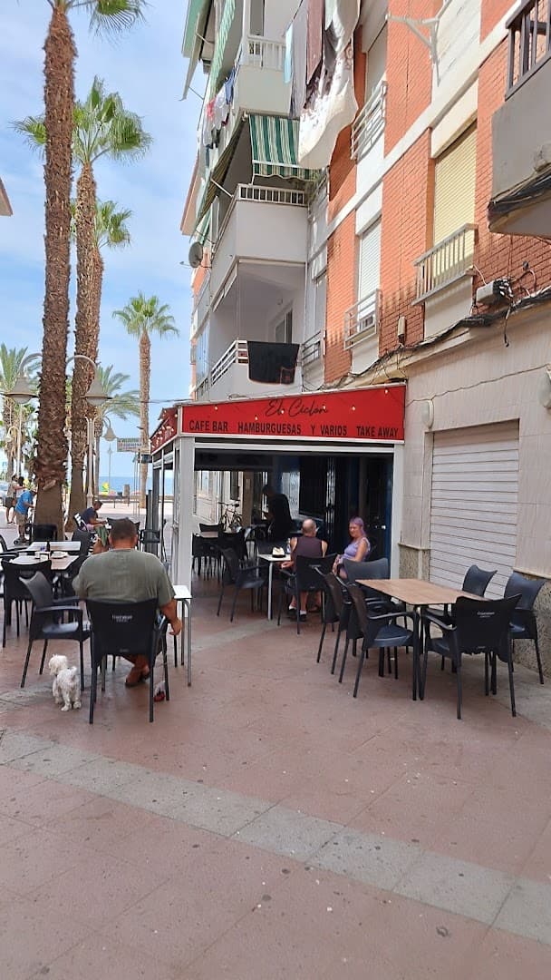 El Ciclon, Málaga