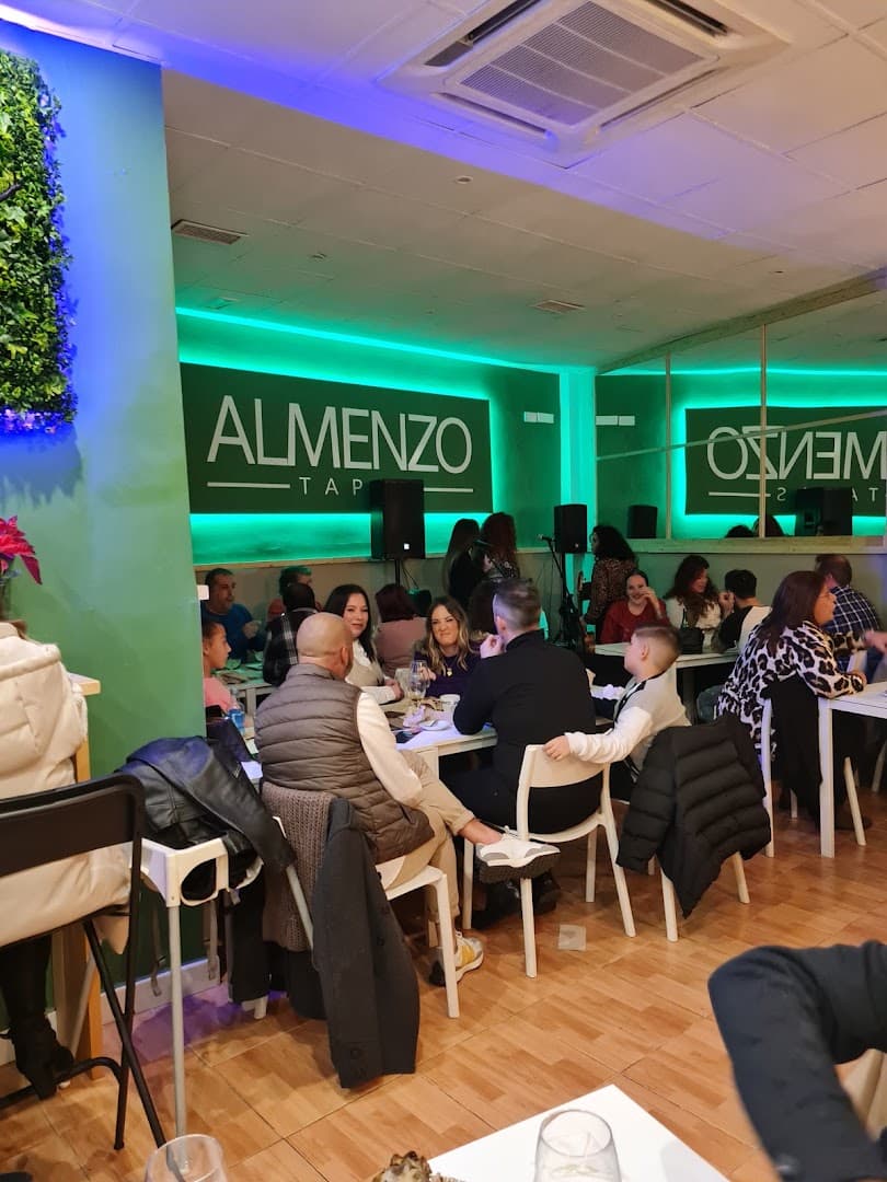 Almenzo Tapas, Málaga