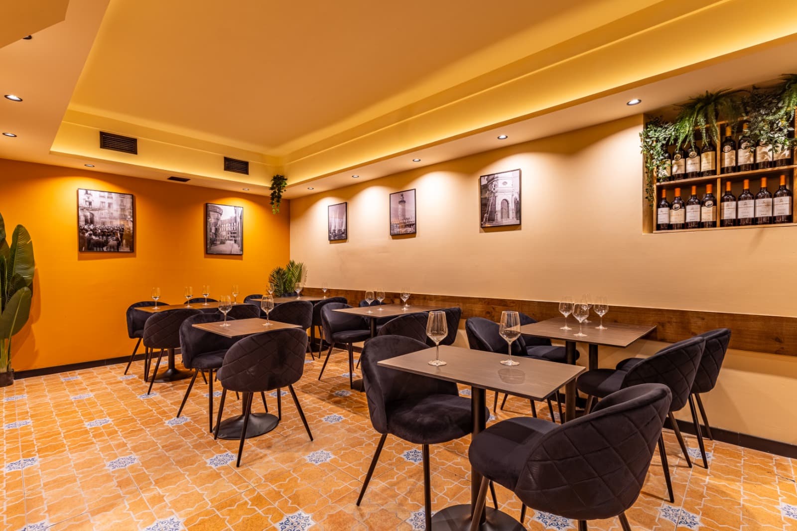 DIESTRO Tapas y Paellas, Málaga