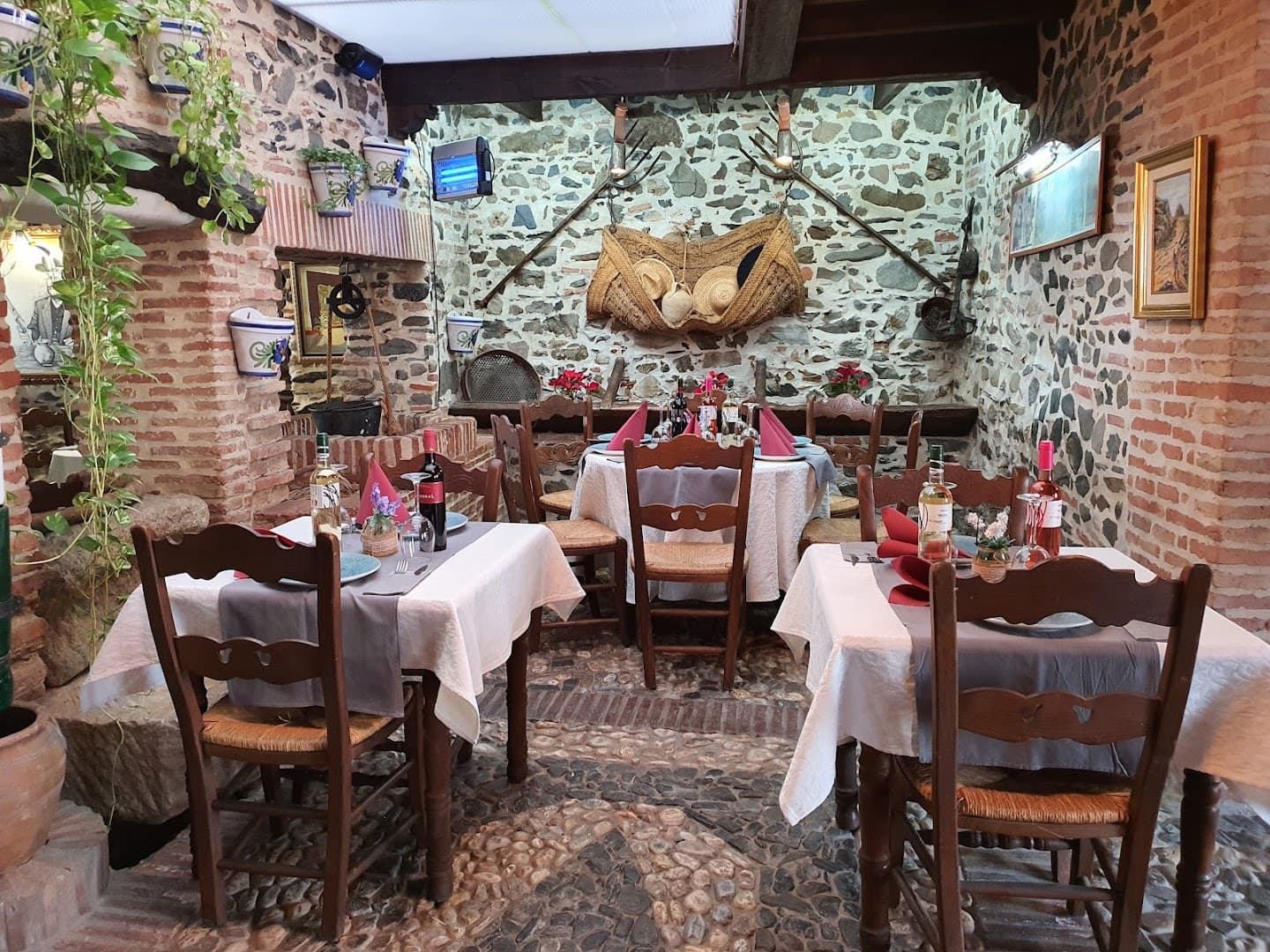 Hotel Restaurante Posada Del Bandolero, Málaga