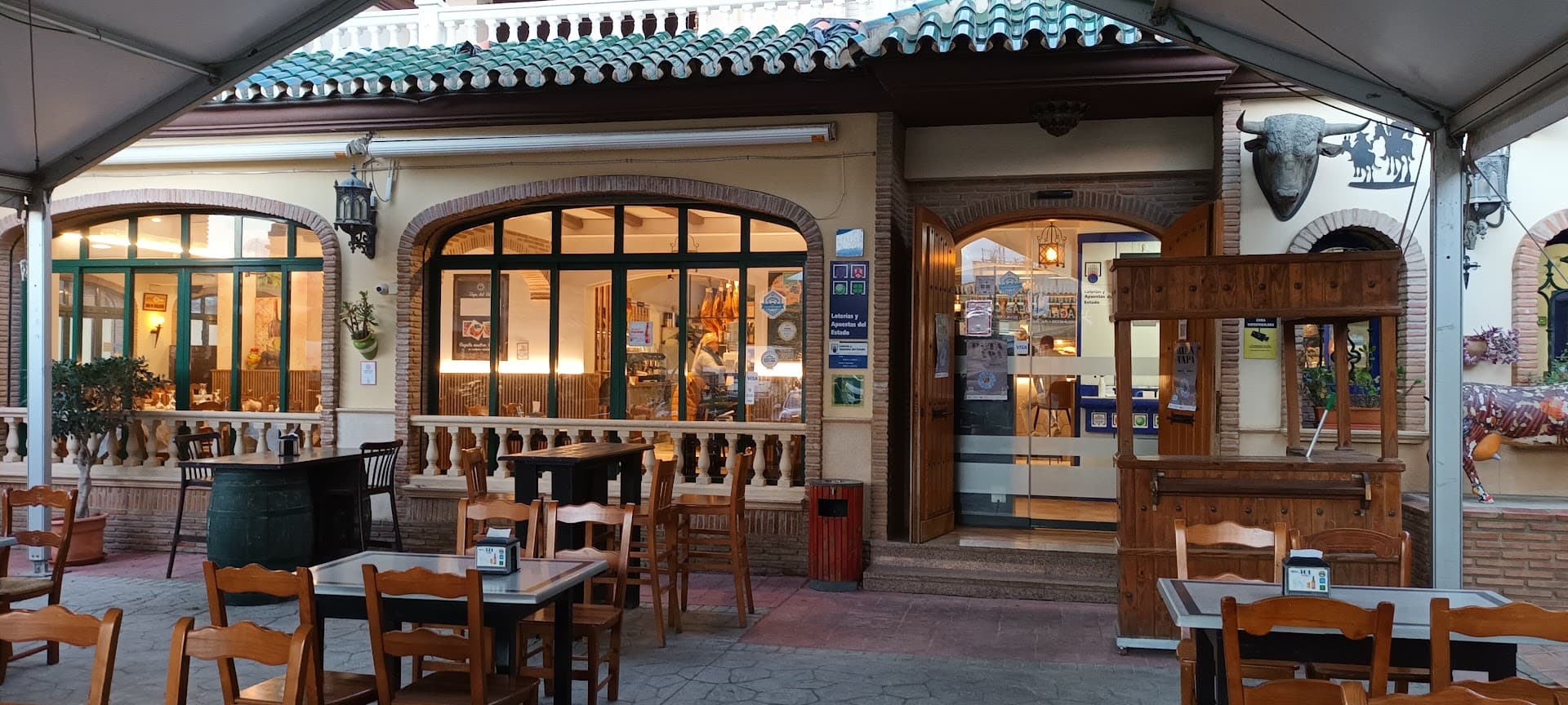 Restaurante Lo Pepe Molina Carnes a la Brasa Malaga, Málaga