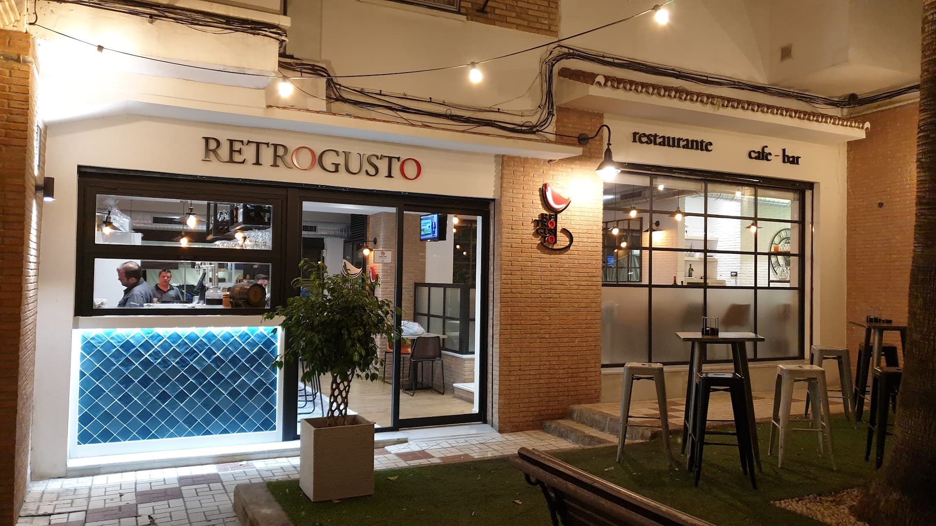 Retrogusto, Málaga